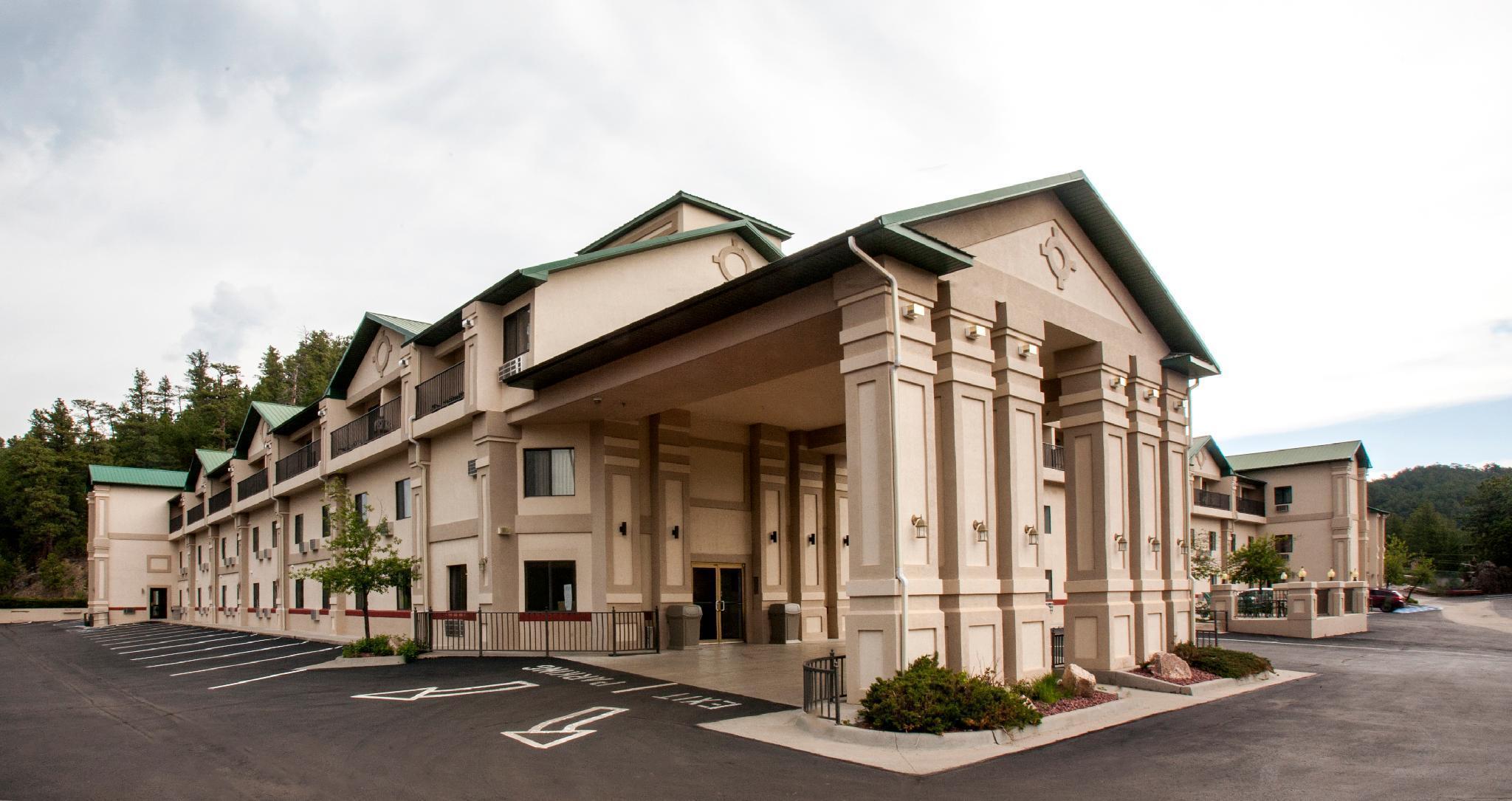 Baymont By Wyndham Keystone Near Mt. Rushmore Hotel Exterior photo