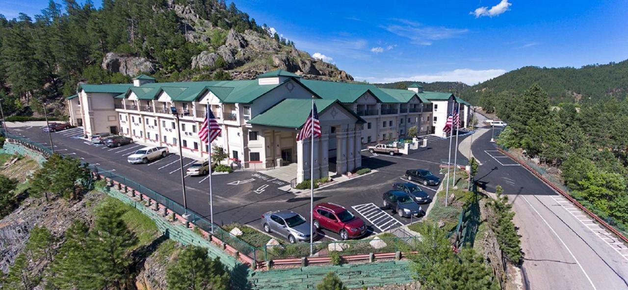 Baymont By Wyndham Keystone Near Mt. Rushmore Hotel Exterior photo