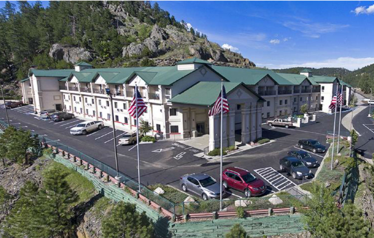 Baymont By Wyndham Keystone Near Mt. Rushmore Hotel Exterior photo